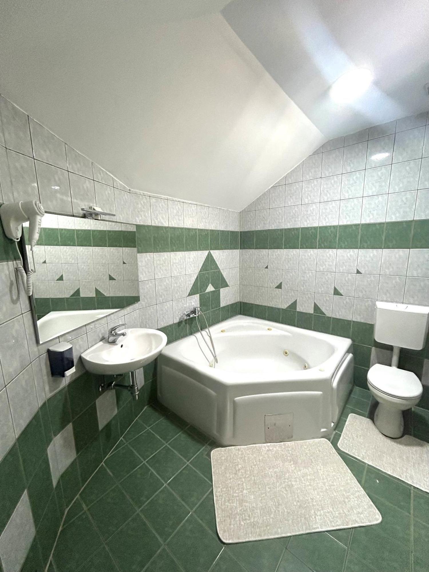 Rooms Alea Sanski Most Dış mekan fotoğraf